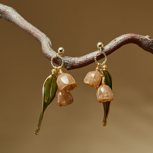Gum tree nuts Australia native wire resin earrings