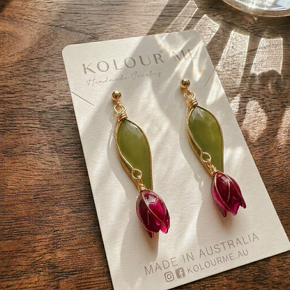 Tulip Wire Dangling Earrings