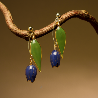 Tulip Wire Dangling Earrings