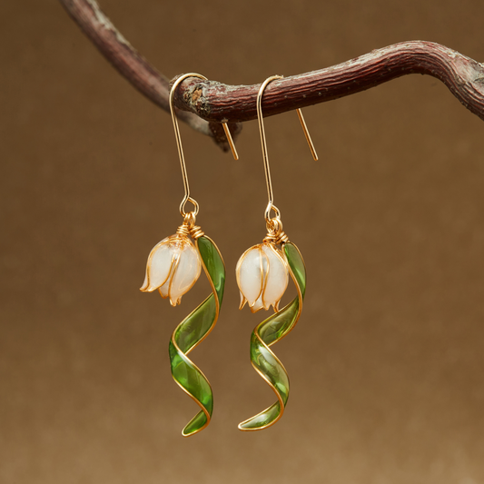 Lily flower wire resin earrings